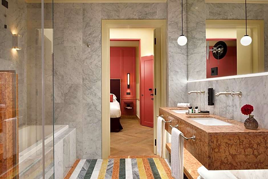 Floren Hotel
