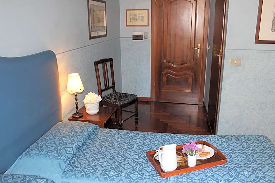 Anne & Mary B&B – Rome