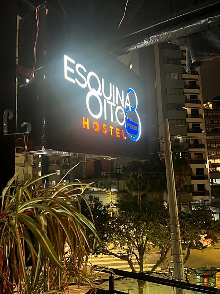 Esquina 8 Suítes Confort & Hostel