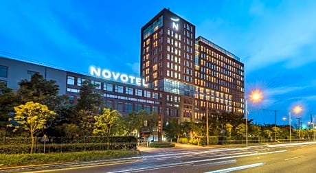 Novotel Shanghai Clover