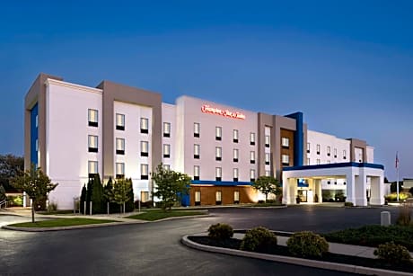 Hampton Inn By Hilton And Suites York South
