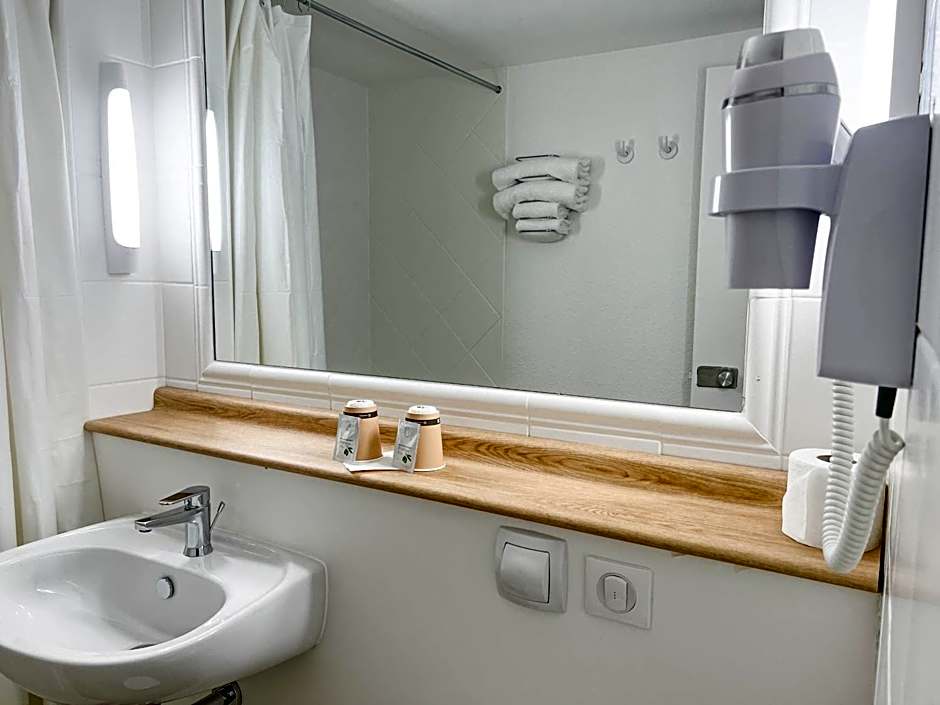 Kyriad Cannes - Mandelieu