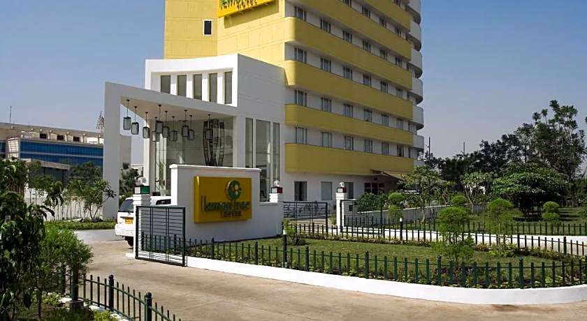 Lemon Tree Hotel Hinjawadi