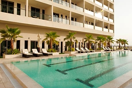 Staybridge Suites Yas Island Abu Dhabi By IHG