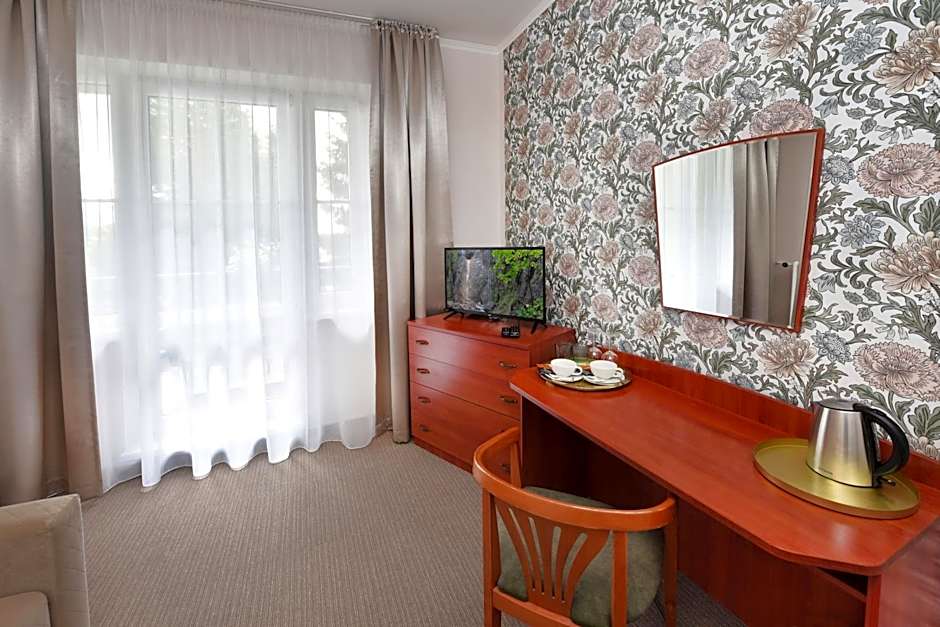 APLEND Hotel Lujza Major