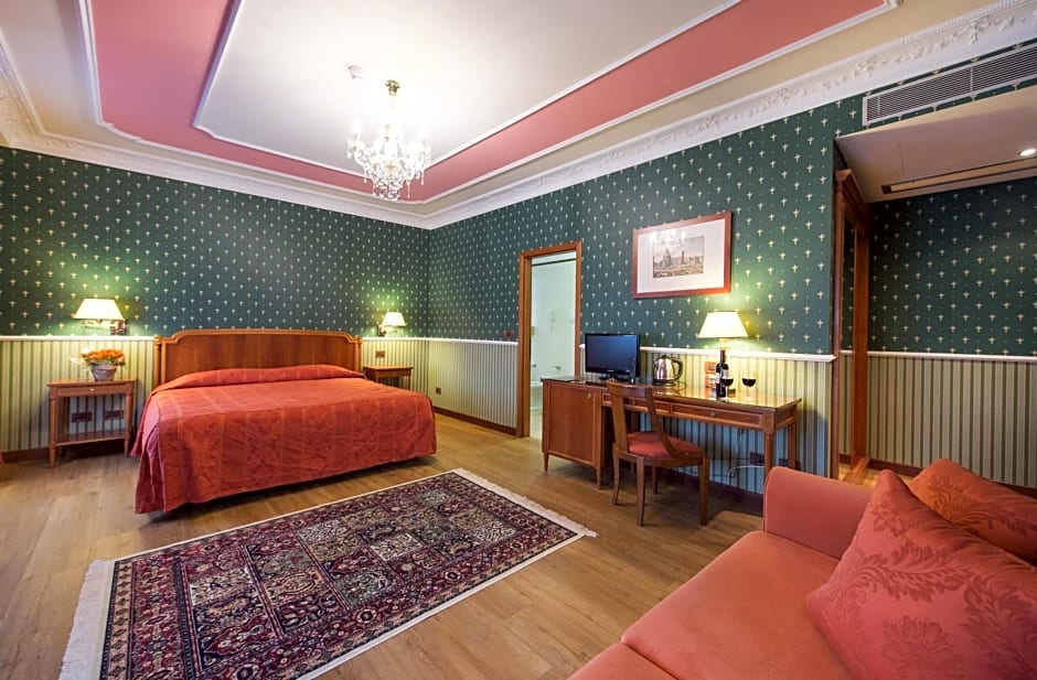 Strozzi Palace Hotel