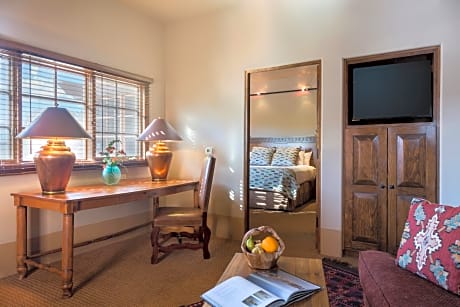 Hacienda Suite with Fireplace