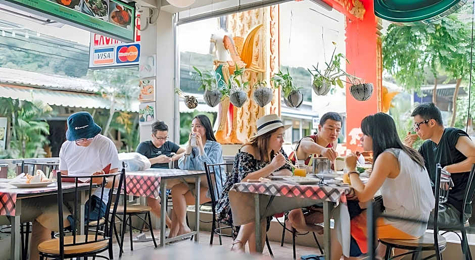 Chilli Hotel & Restaurant