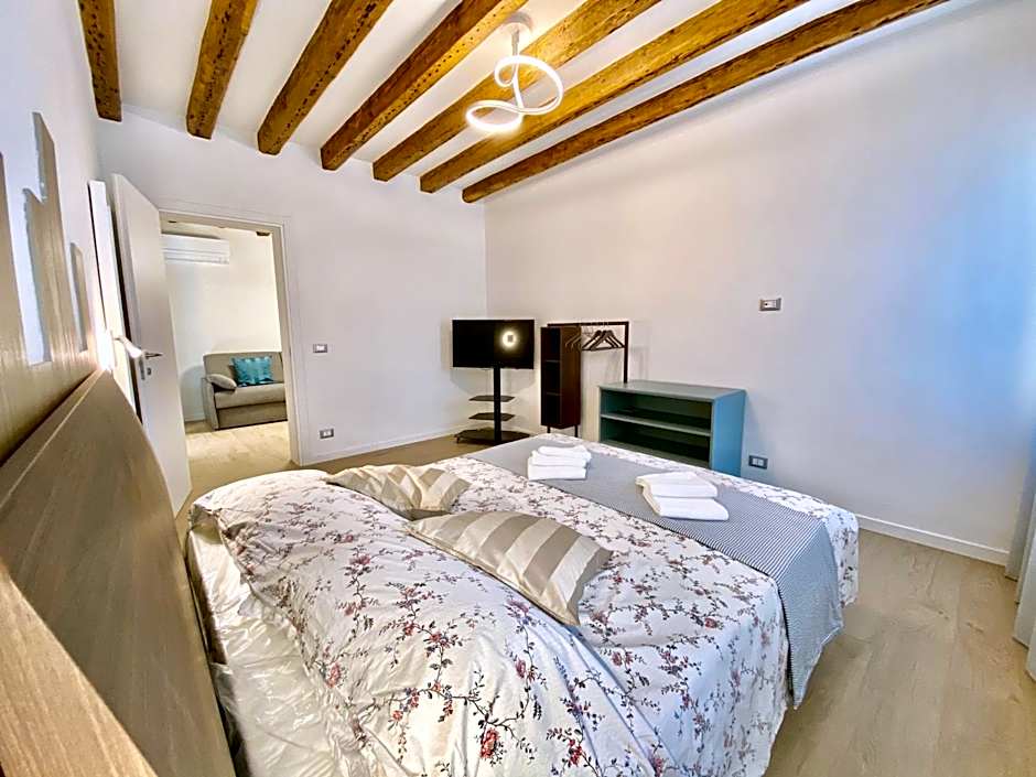 Suite House new apartments wi fi Venice island