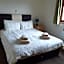 Heartsease Lodges