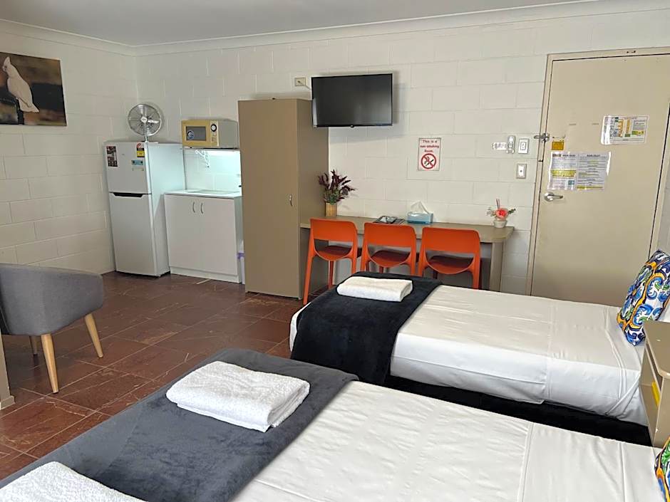 Spanish Lace Motor Inn