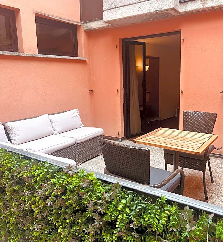 Piazza Ascona Hotel & Restaurants