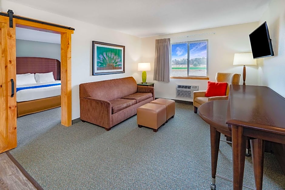 Travelodge by Wyndham Lovell/Bighorns