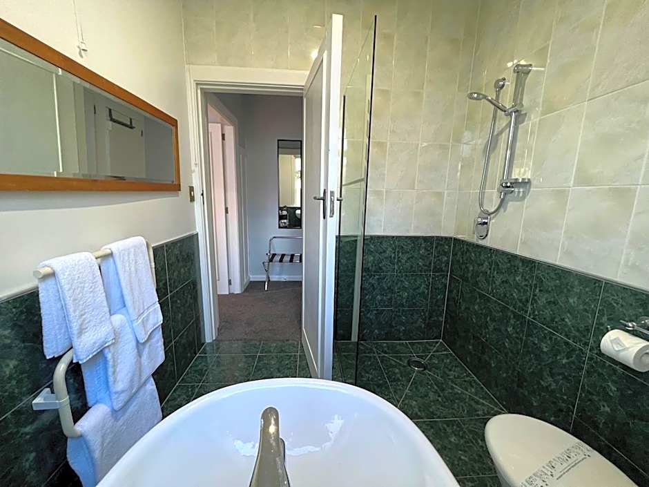 Harrogate Gardens Motel