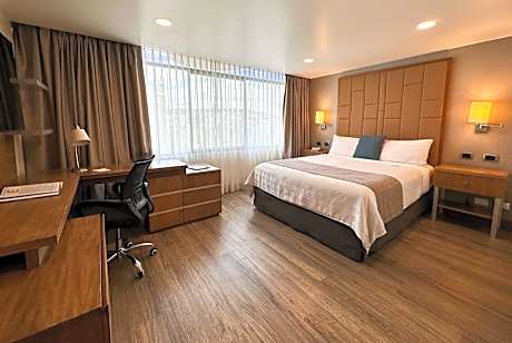 Queen Room/Garden Floor - Non-Smoking