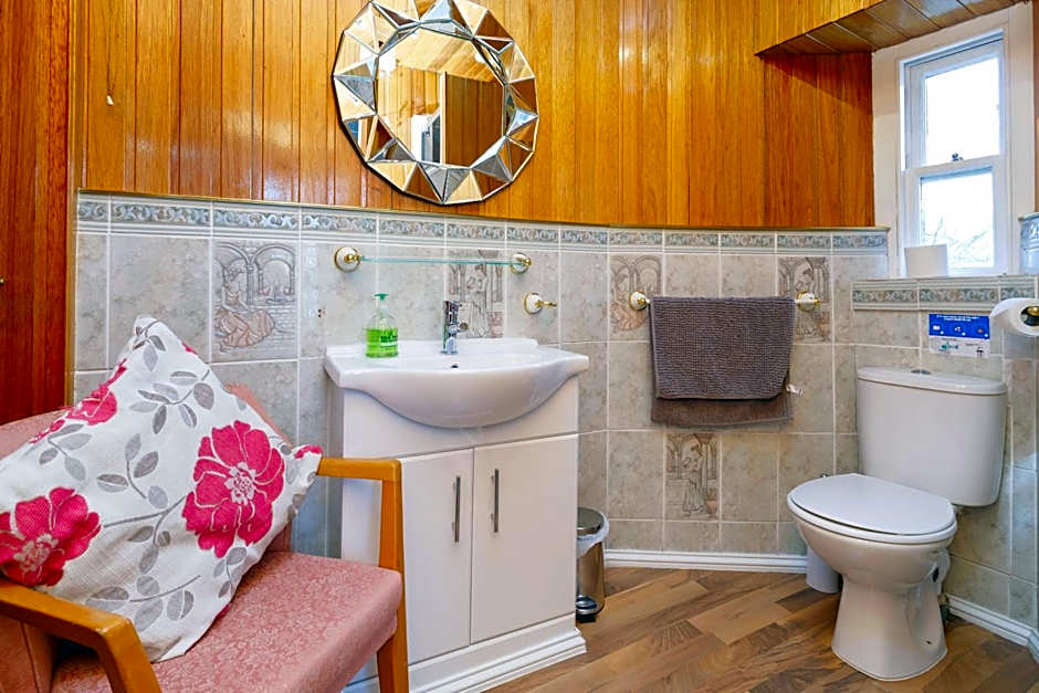 Castle Walk Bed & Breakfast
