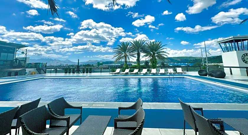 Le Charme Suites Subic