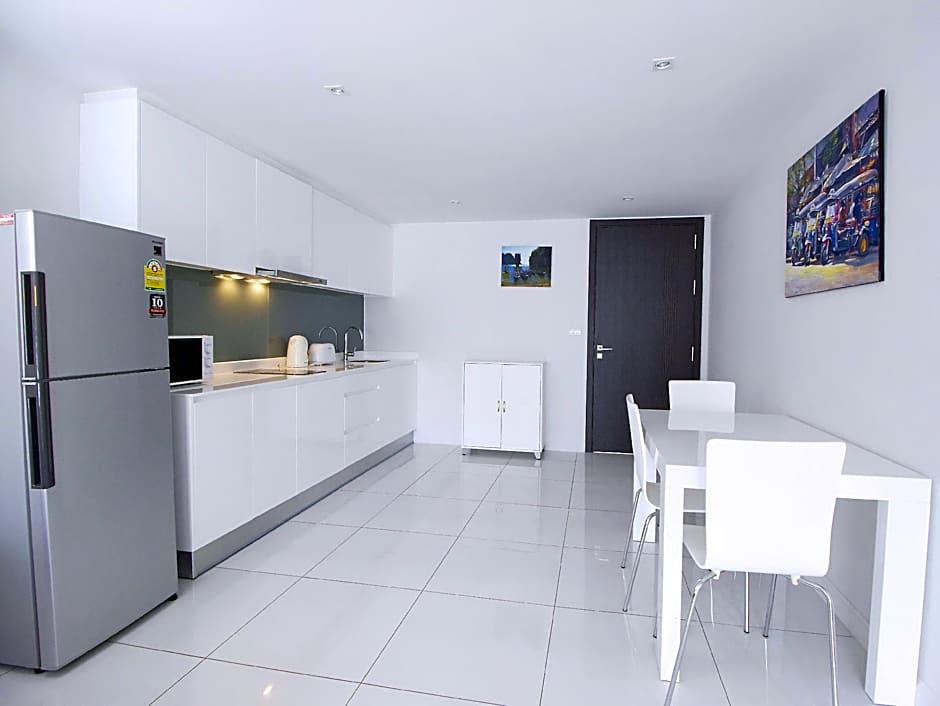 The Place Pratumnak by Pattaya Sunny Rentals