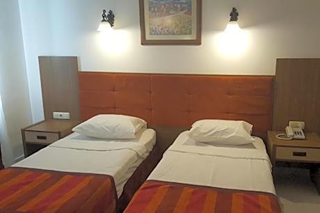 Economy Quadruple Room