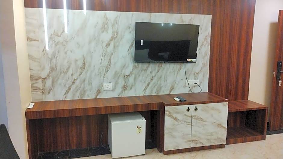 Hotel Sarweshwary