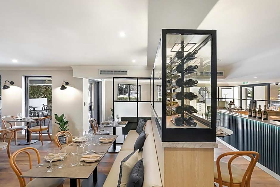 Killara Hotel & Suites