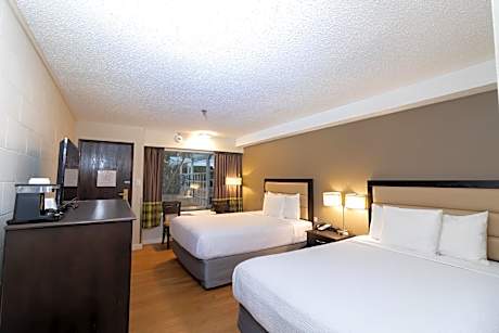 Queen Room with Two Queen Beds - Non-Smoking