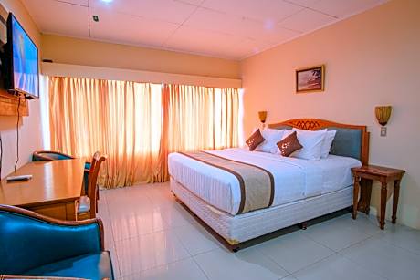 Family Room with Sea View
