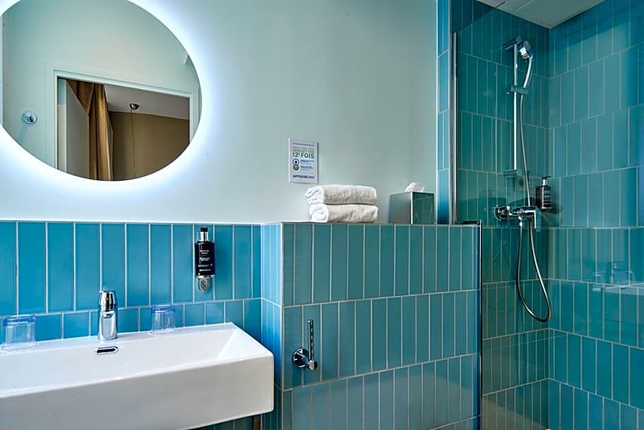 Hotel Magenta 38 by Happyculture