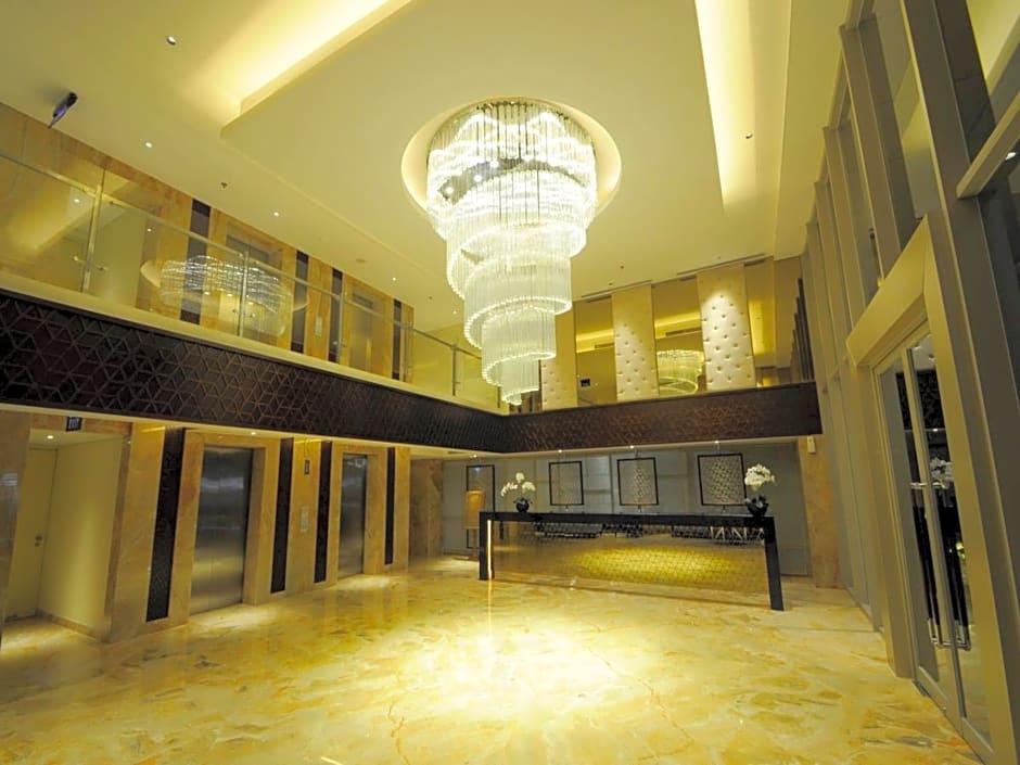 Louis Kienne Hotel Pandanaran