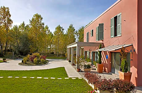 Hotel Santa Coloma del Camino