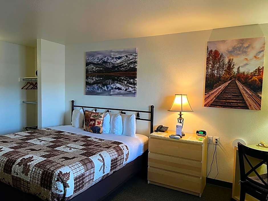 Antlers Inn