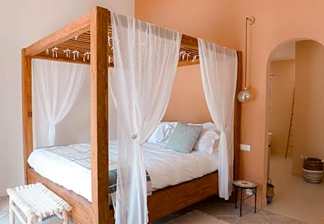 King Room with Pool View