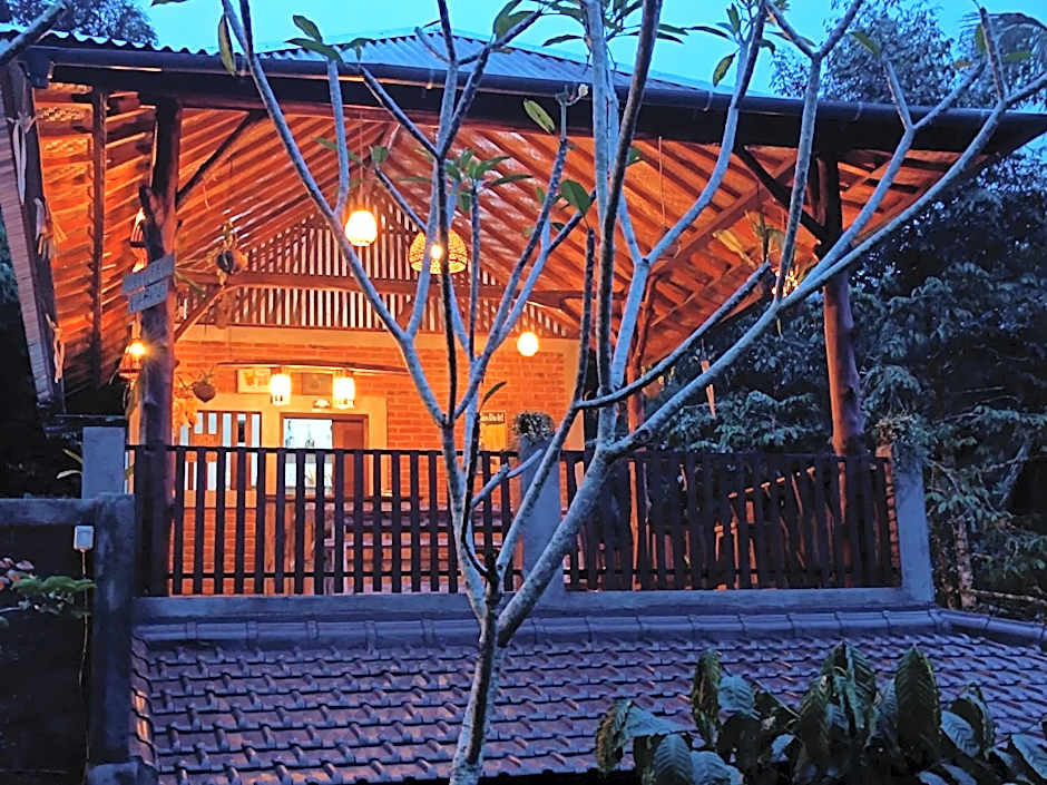 Artomoro Bali