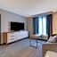 Homewood Suites by Hilton Oak Creek Milwaukee