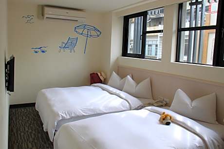 Deluxe Triple Room