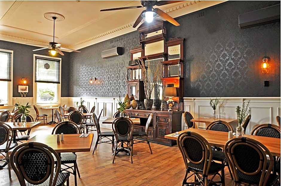 The Grand Hotel Healesville