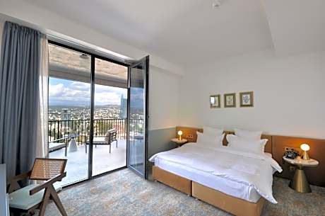 Deluxe Double Room with City View