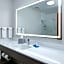 Holiday Inn Express Hotel & Suites Shakopee By IHG