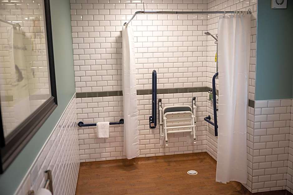 Riverside Hotel by Chef & Brewer Collection