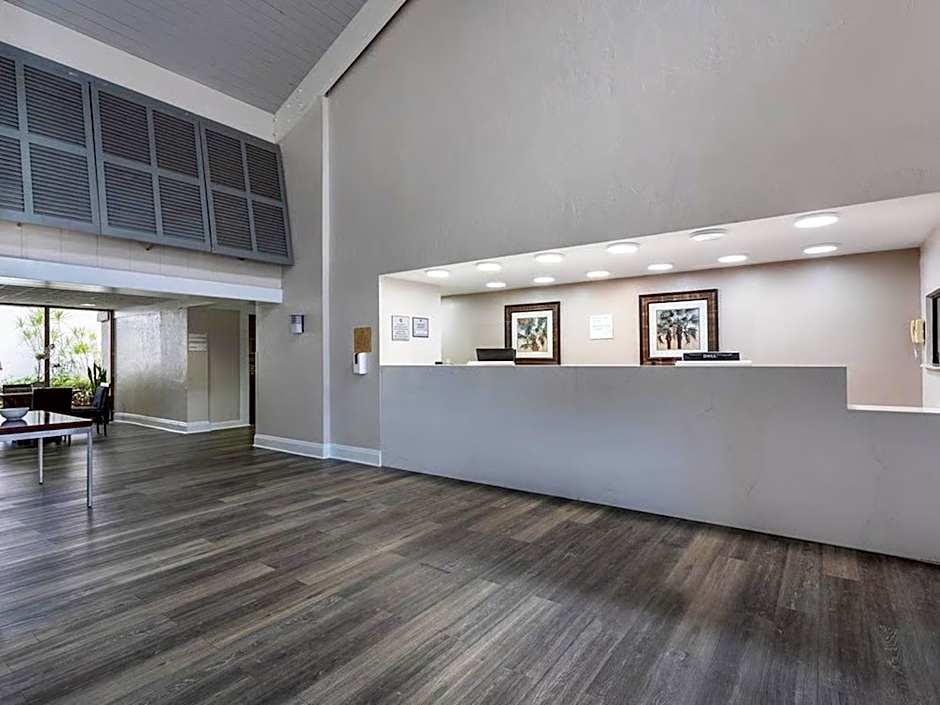 88 Palms Hotel & Event Center