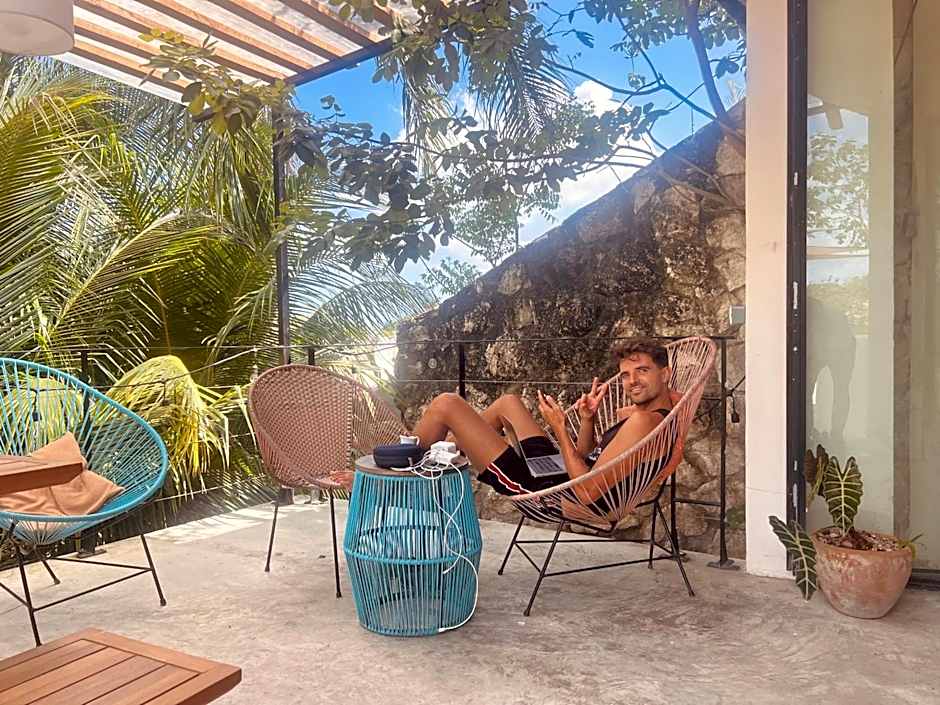 Elmar Hostel