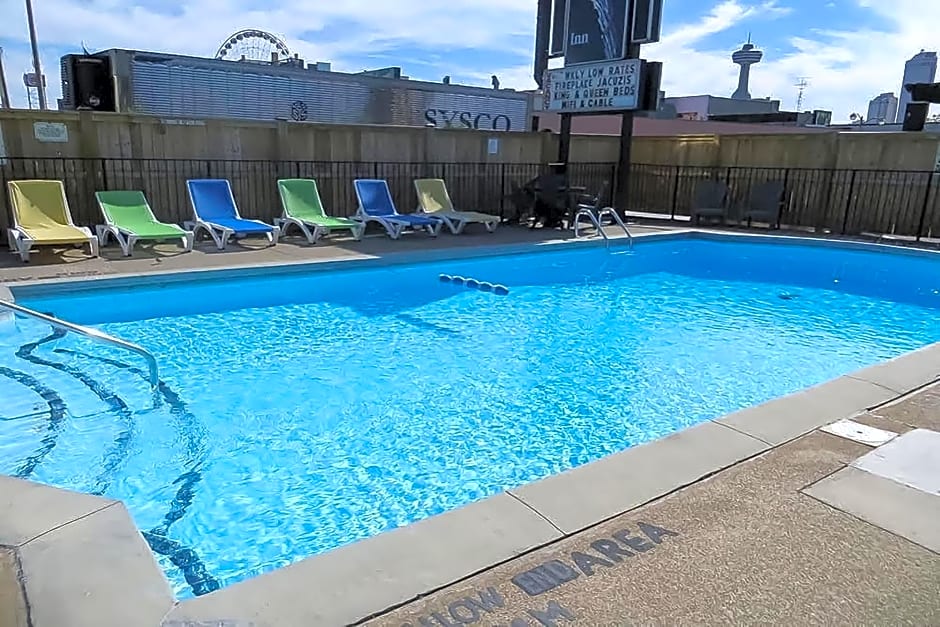 Falls Inn Near Casino Niagara By OYO