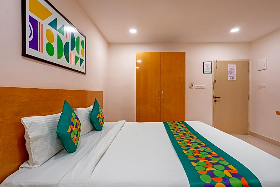 Treebo Living Tree Opposite Khairatabad Metro
