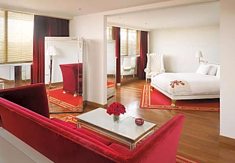 Porteño King Suite