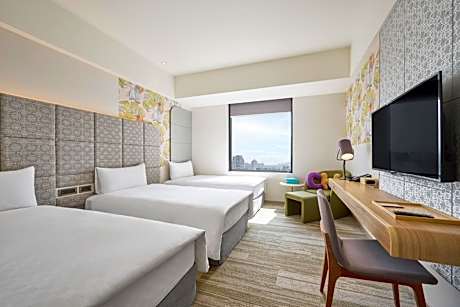 Discovery Triple Room