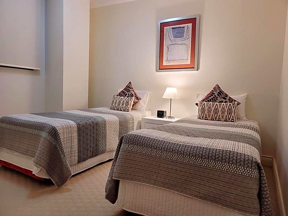 Macarthur Chambers Apartments