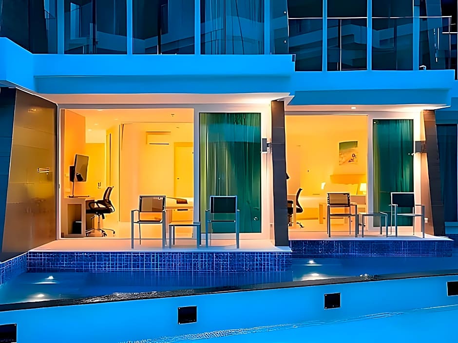 The Beachfront Hotel Phuket