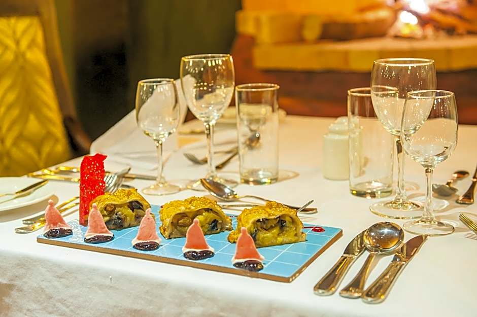 Lake Nakuru Sopa Lodge