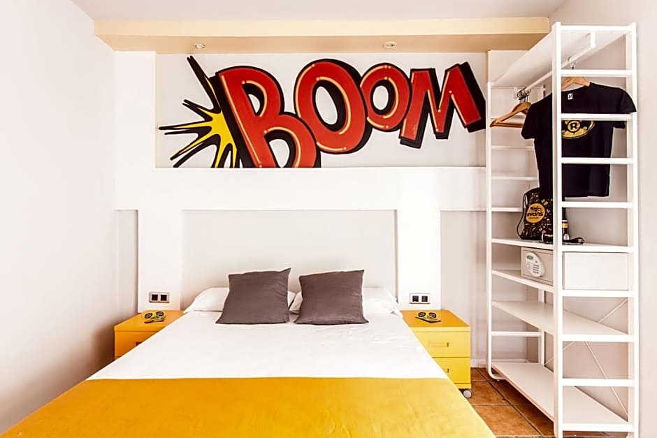 Photo 1 of 13 of Double Room