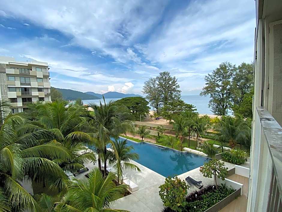 BY THE SEA - Penthouse 3 bedroom